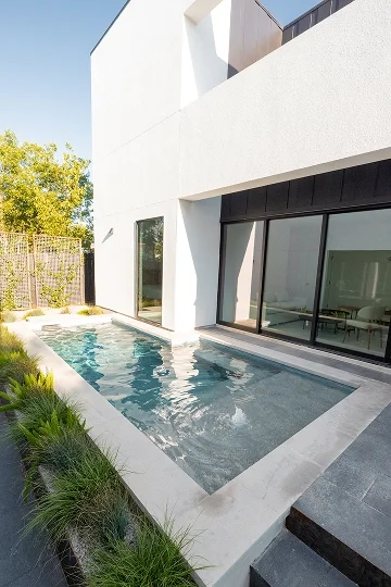 Cutters-New York Avenue Image 3