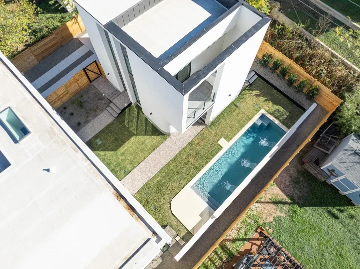 Cutters-Locke Lane 13