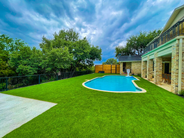 Cutters-steamboat springs landscaped grass and pool
