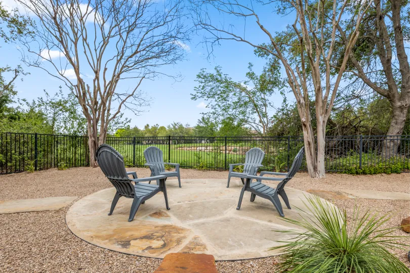 Cutters-lake austin outdoor sitting area
